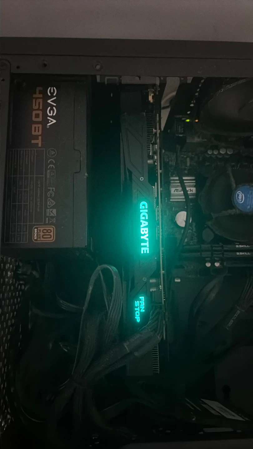 GIGABYTE NVIDIA GeForce GTX 1070 Ti 8gb OC - photo 2