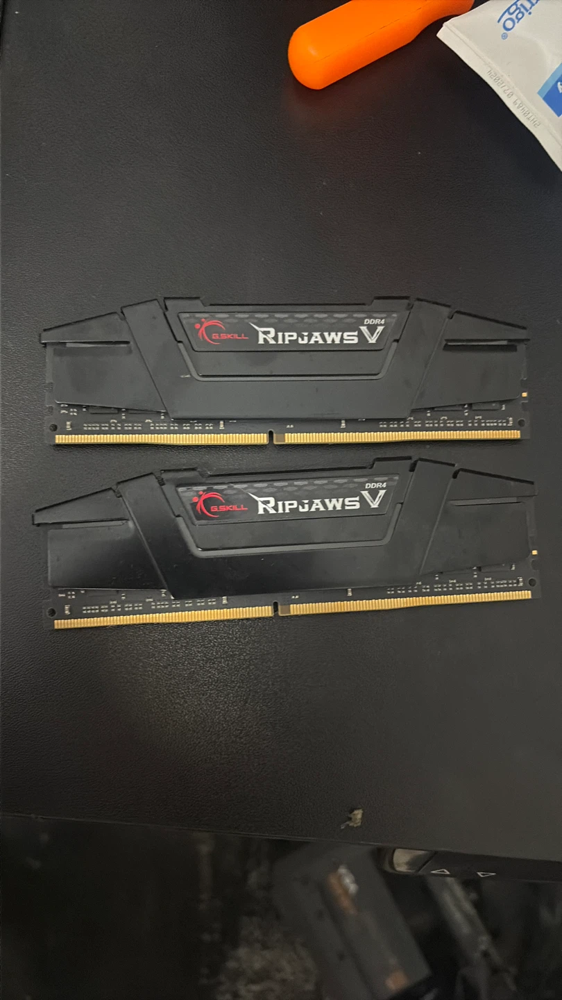 G.SKILL Ripjaws V DDR4 3200MHz 32gbGB (2x16GB) RAM Kit