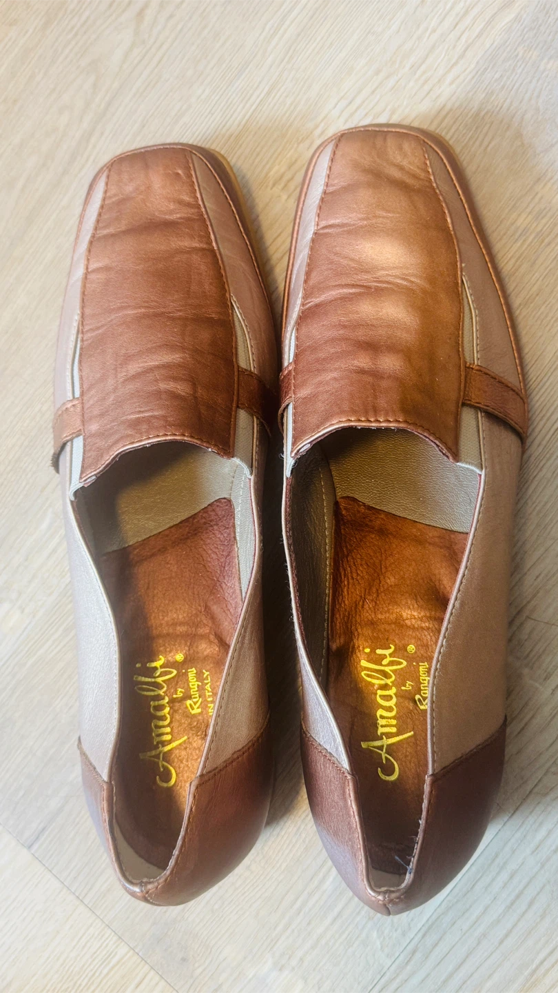 Amalfi by Rangoni Women's Loafers 2 Tone