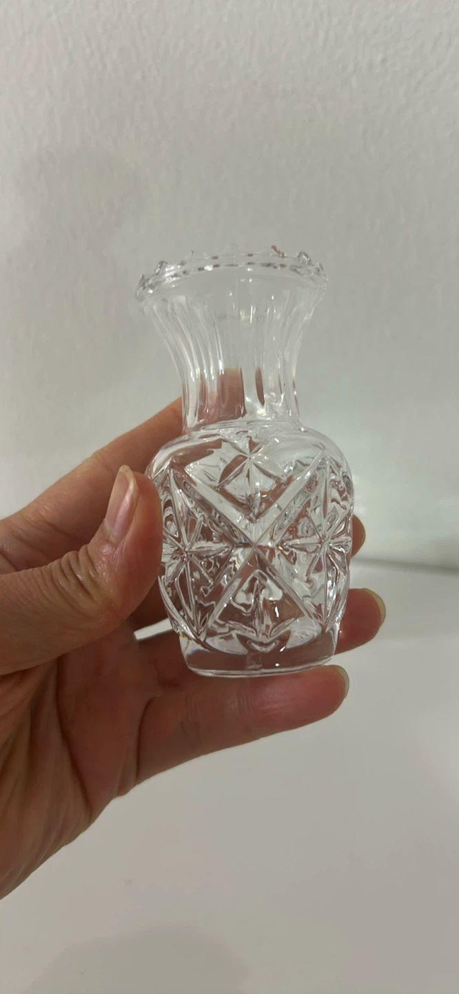 Small Crystal Vases (Set of 2) - photo 2