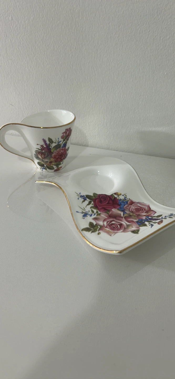 Teaopia floral teacup and saucer set - photo 2