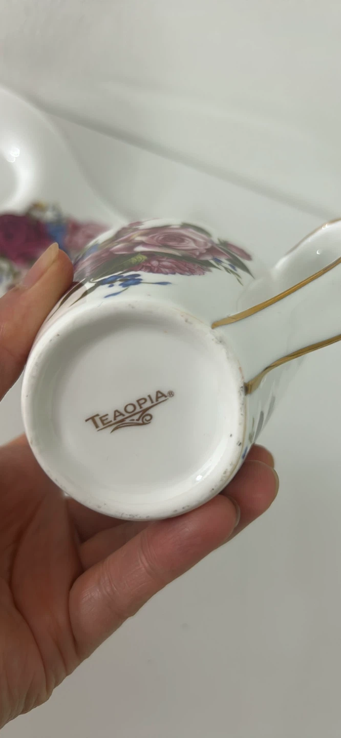Teaopia floral teacup and saucer set - photo 3