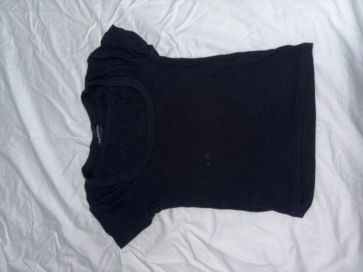 Black Ribbed Crop Top