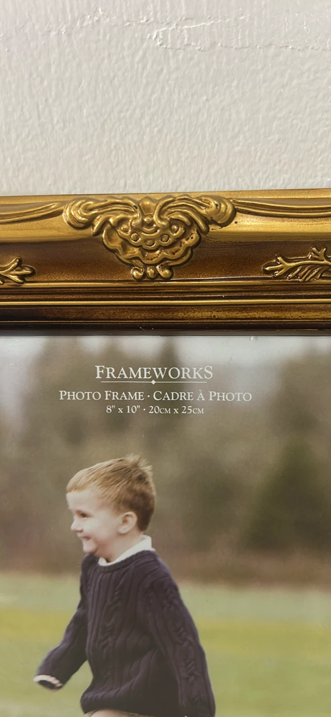 Frameworks Photo Frame 8" x 10" - photo 2