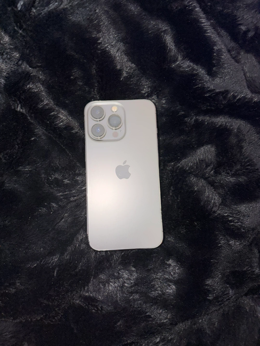 Apple iPhone 13 Pro - photo 2