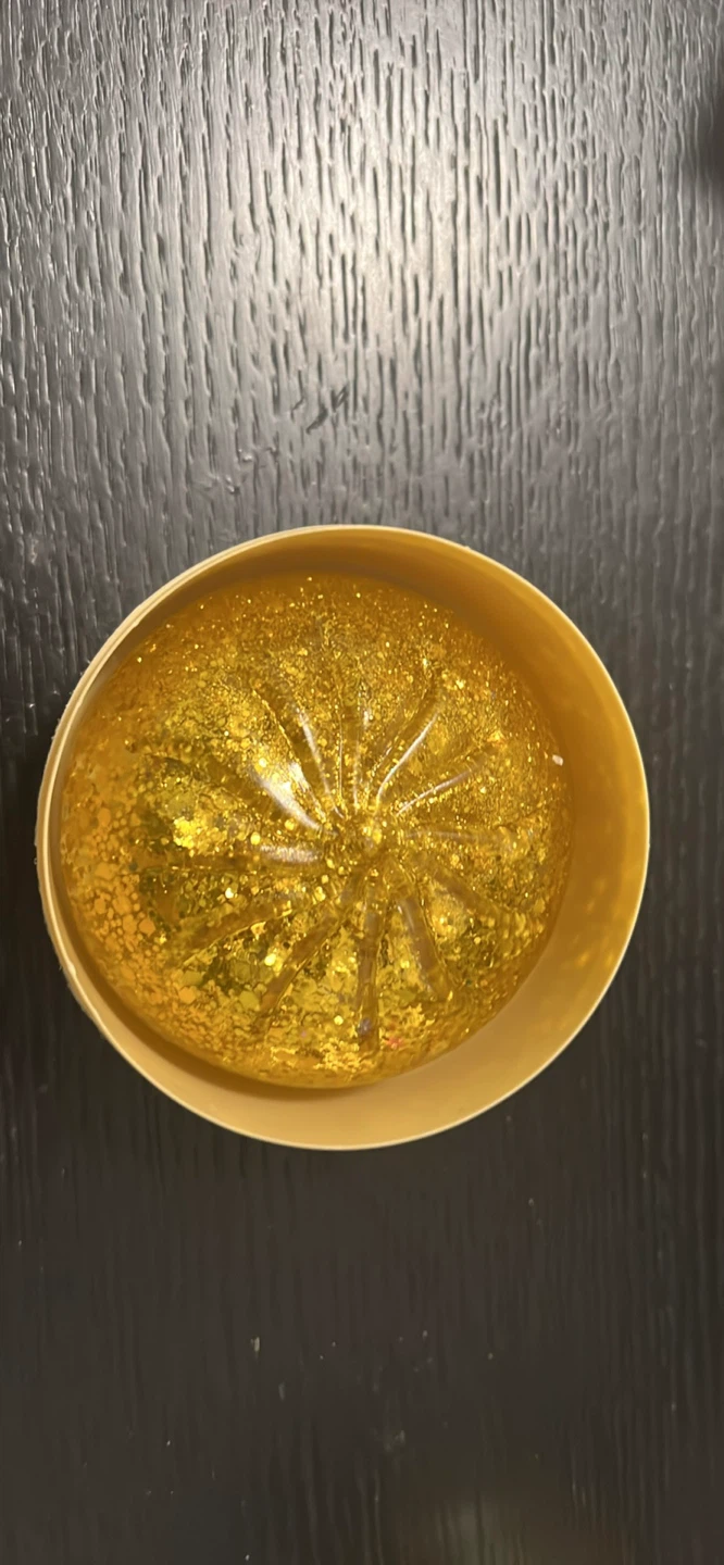 Gold glitter dumpling