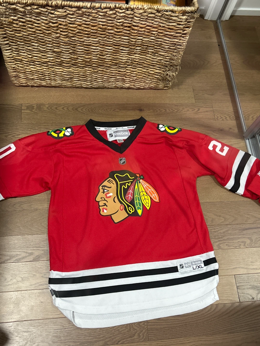 Chicago Blackhawks Jersey Skille #20