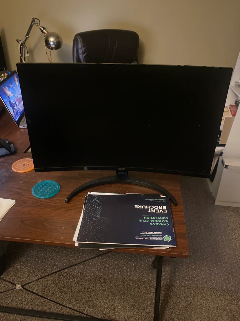 Acer 27" Curved Gaming Monitor 180Hz - Perfect Condition