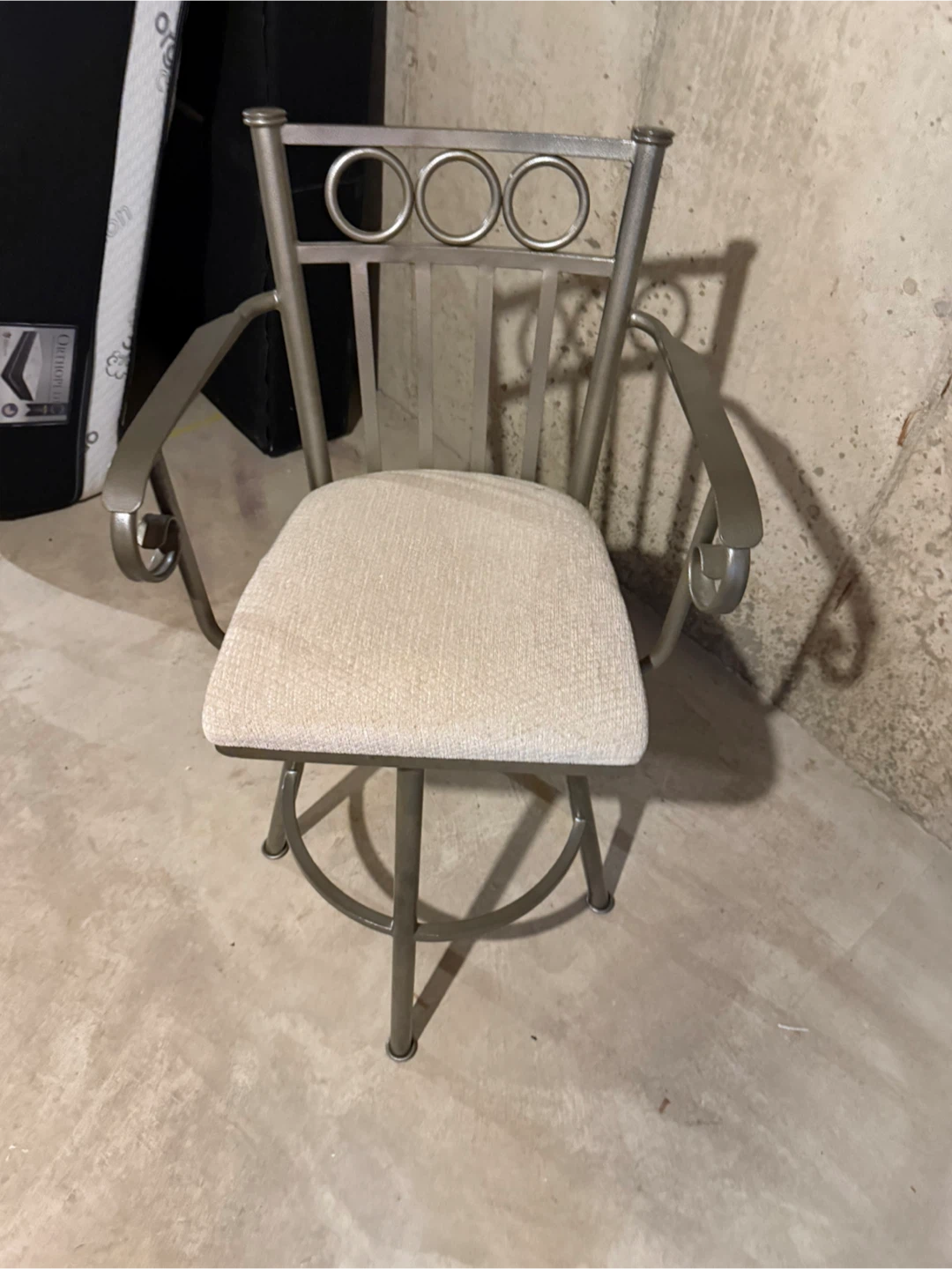 Swivel Bar Stools with Padded Seat - photo 2