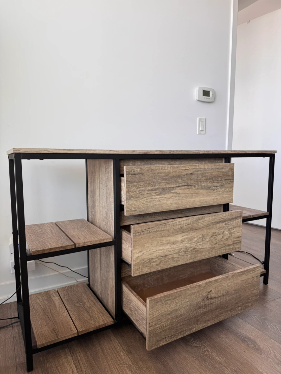 LULEA- sideboard in great condition - photo 2