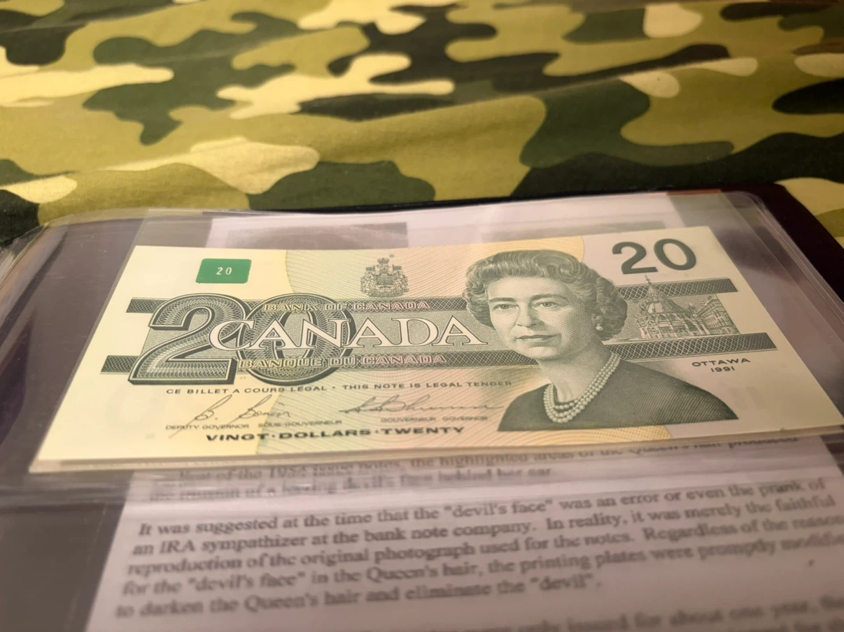 Canadian $20 Bank Note - photo 3