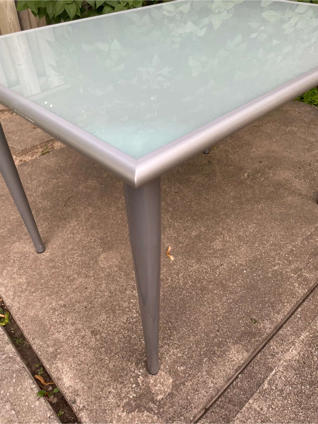 Glass top dining table with metal legs - photo 3
