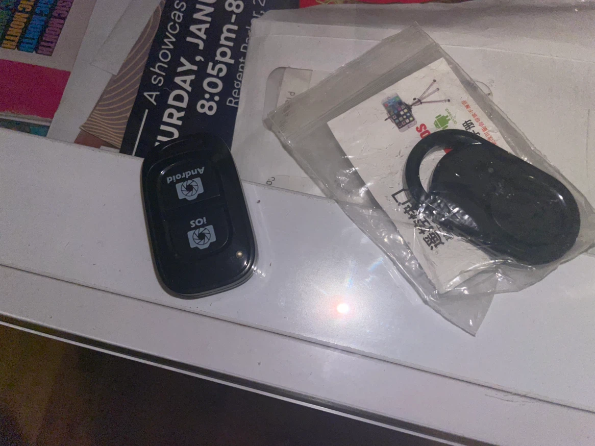 Wireless Bluetooth Camera Shutter Remote for iOS Android