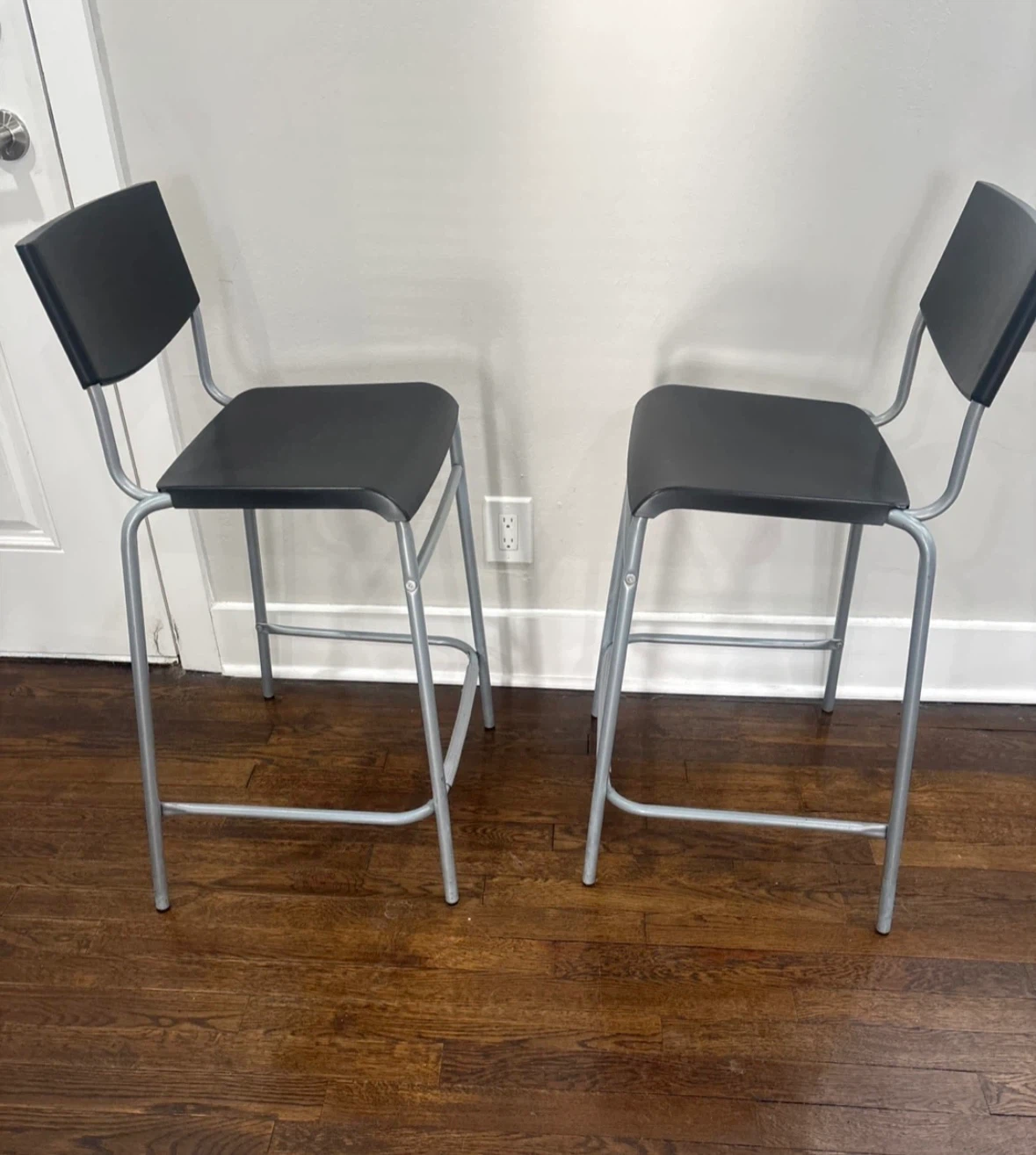 Set of 2 Black Bar Stools with Metal Frame - photo 3