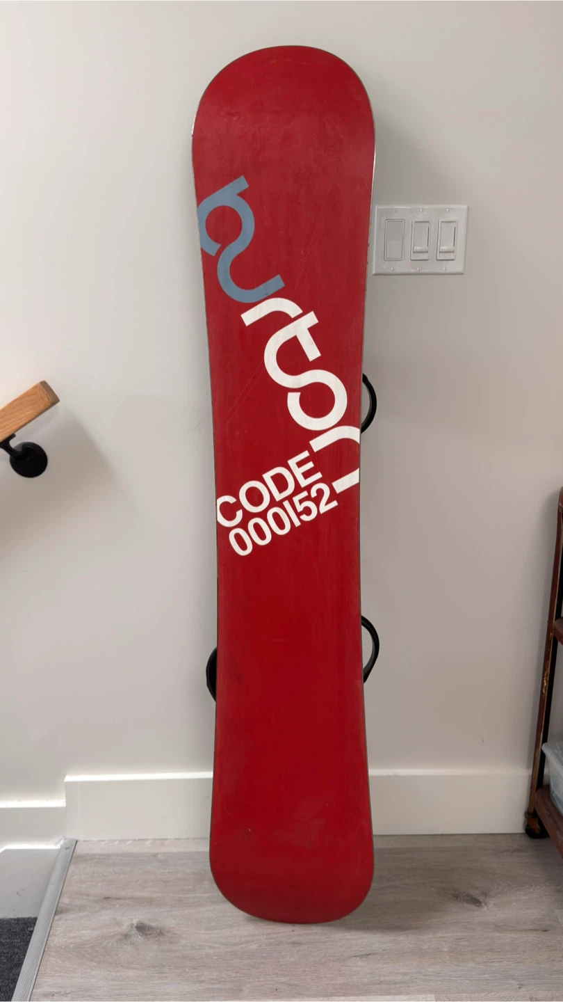 Burton Snowboard and Bindings - 152cm - photo 2