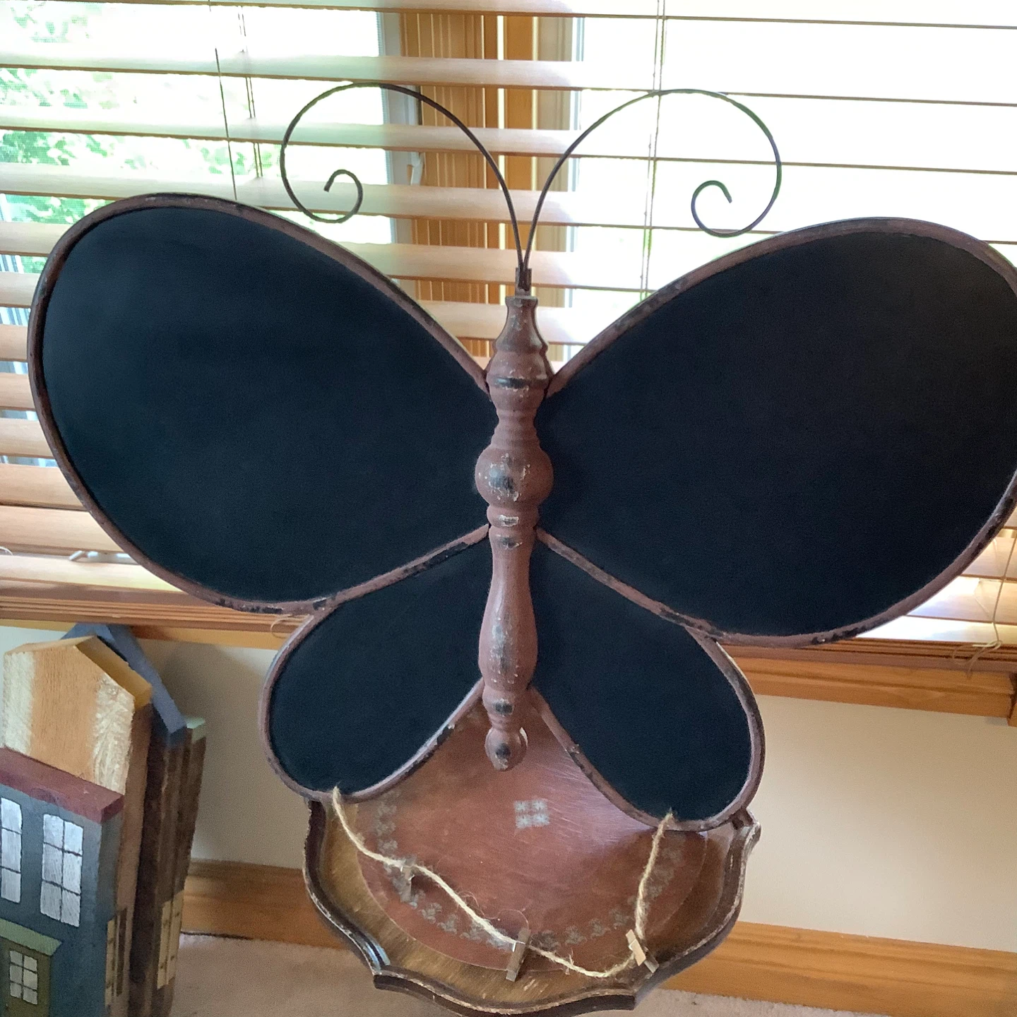 Vt Style Distressed Butterfly Wall Decor w Chalkboard Wings 🐞