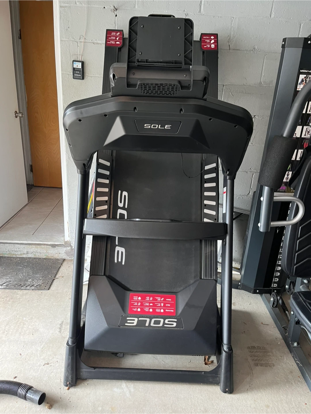SOLE F63 Treadmill