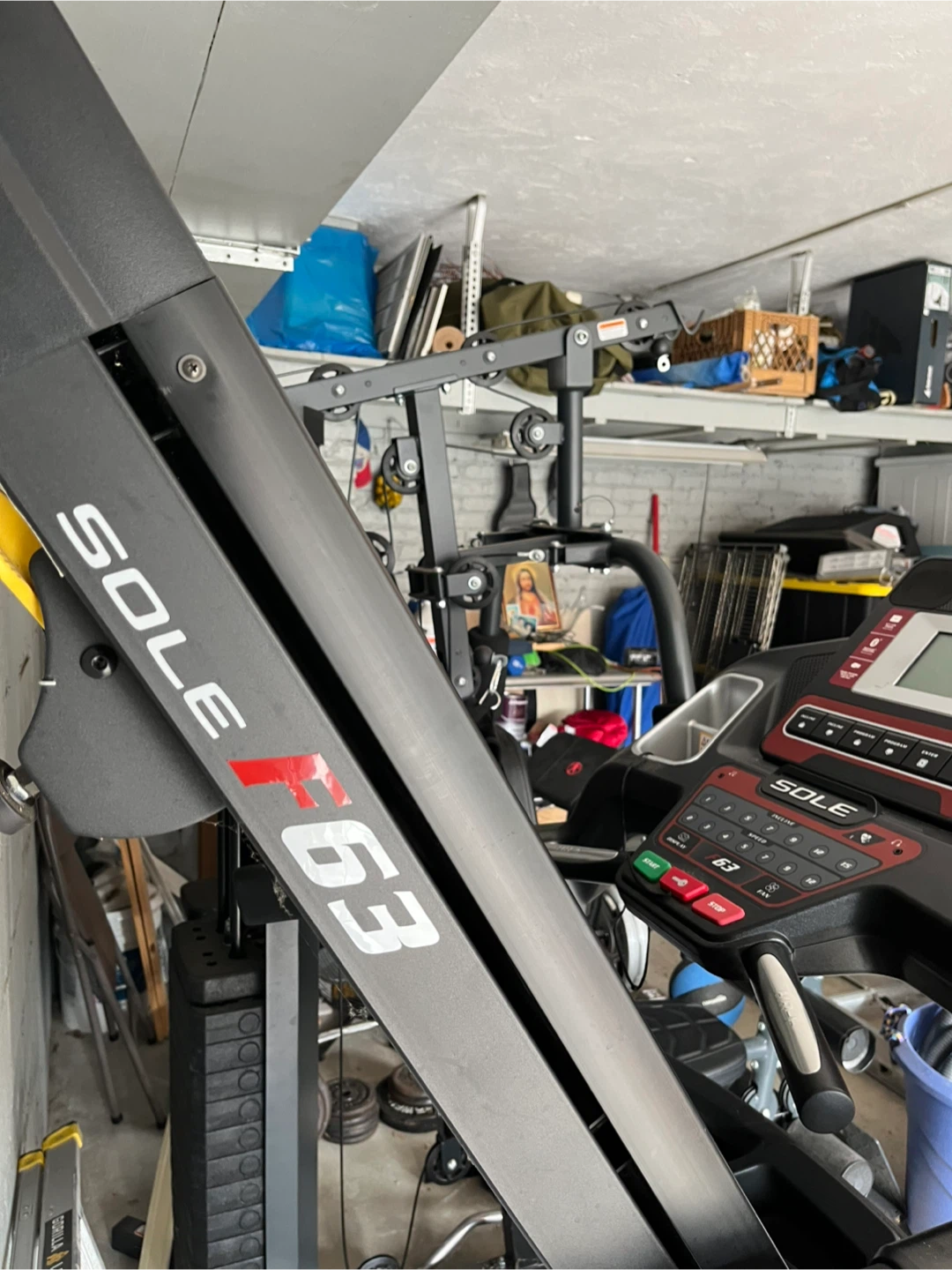 SOLE F63 Treadmill - photo 3
