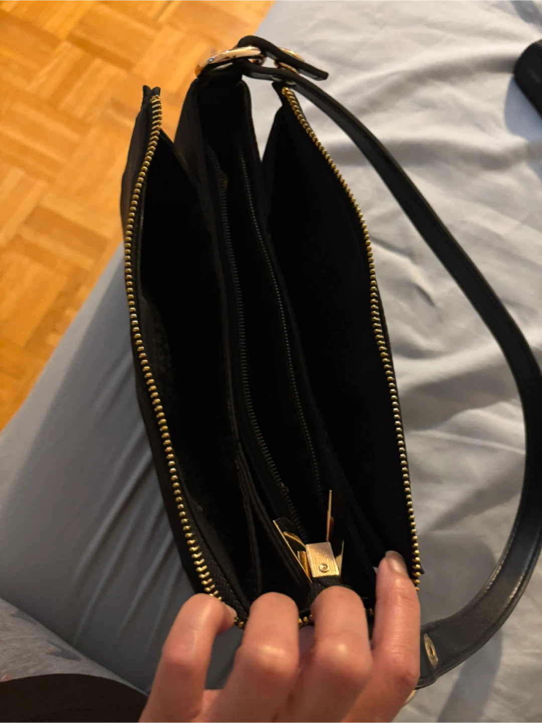 Kate Spade Black Shoulder Bag - photo 3
