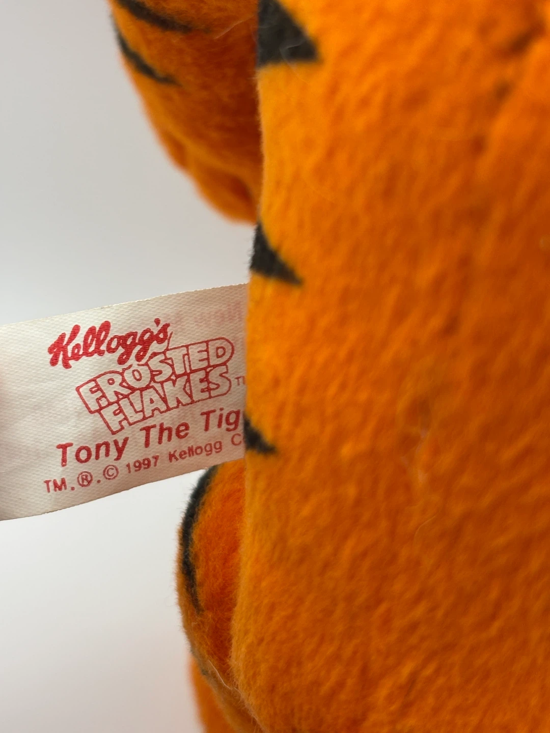1997 Kellogg's Frosted Flakes Tony the Tiger Plush Toy - photo 4