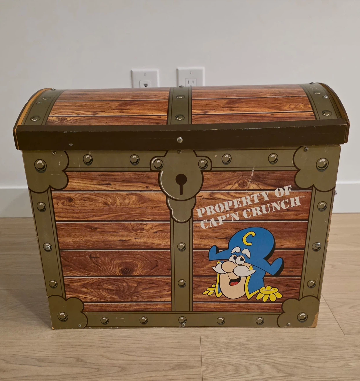 Vintage 1980s Cap'n Crunch Treasure Chest Storage Box