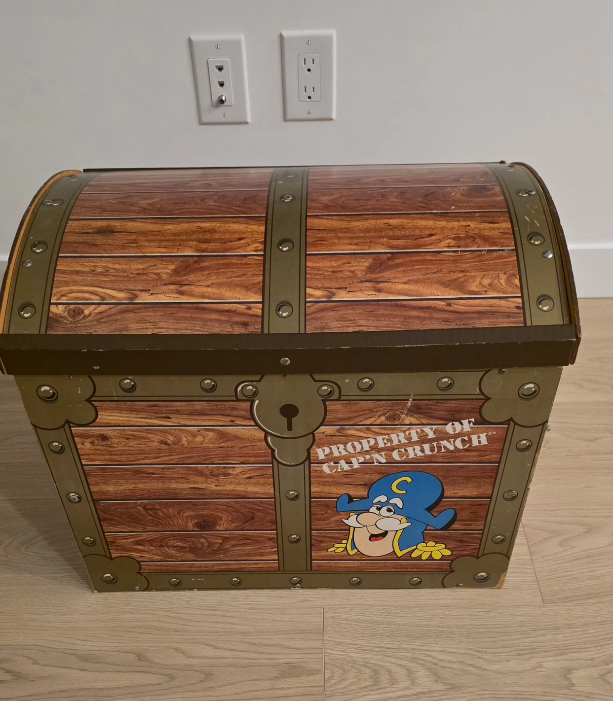 Vintage 1980s Cap'n Crunch Treasure Chest Storage Box - photo 4