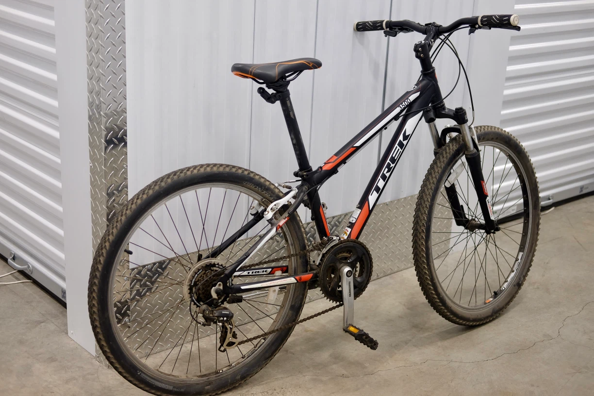 Trek 3500 Mountain Bike - photo 2