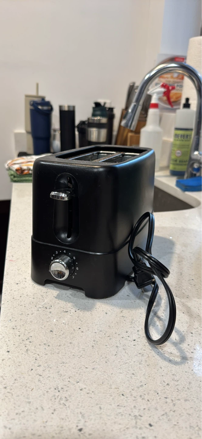 KitchenSmith Black 2-Slice Toaster