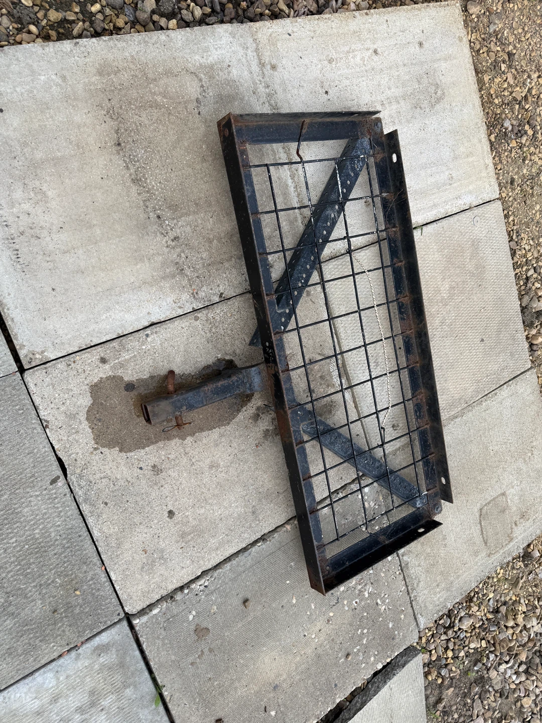 Hitch Mounted Cargo Carrier Rack