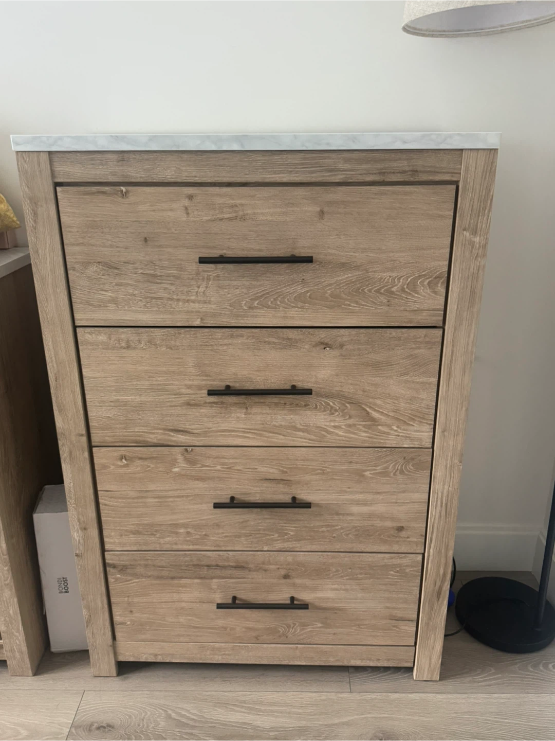 Bedroom set: Dresser with mirror, tall 4 drawer and side table - photo 4