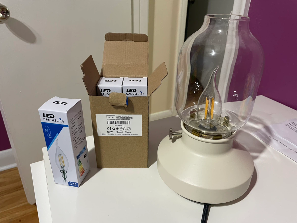 TÄRNABY Table lamp, dimmable beige with extra bulbs