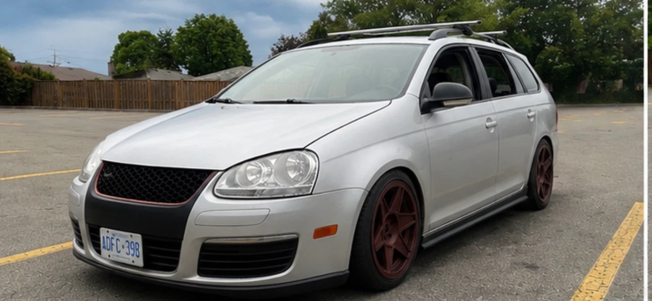 2009 Volkswagen Jetta SportsWagen slammed on 3DSM - photo 2