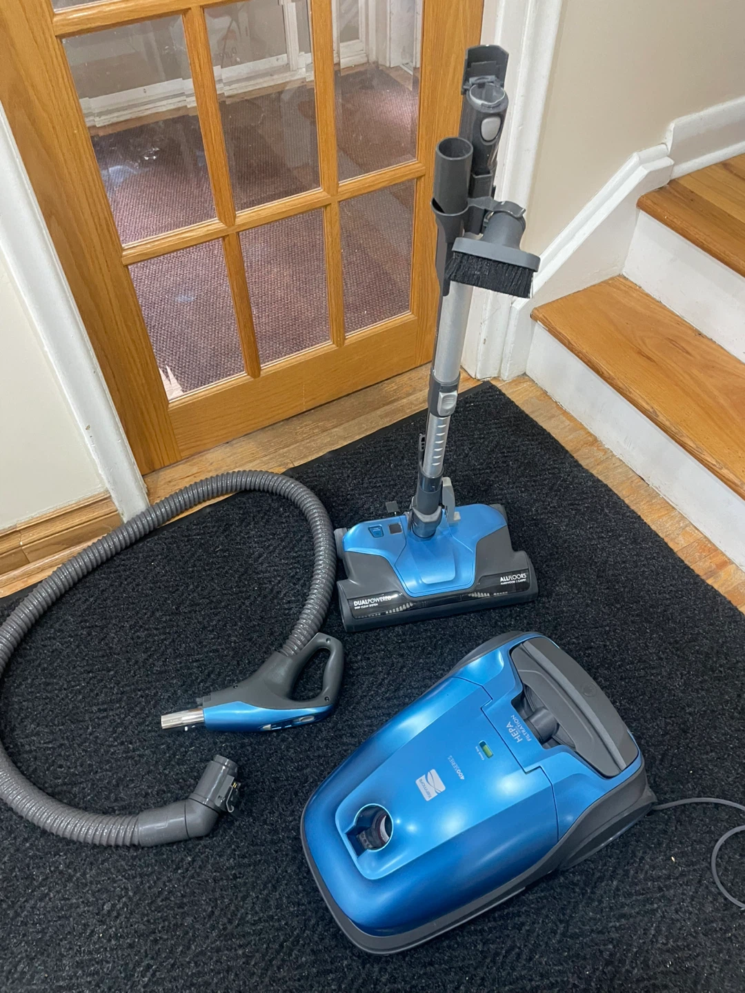 Kenmore vacuum & delivery- new condition