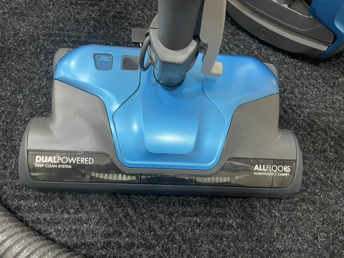 Kenmore vacuum & delivery- new condition - photo 3