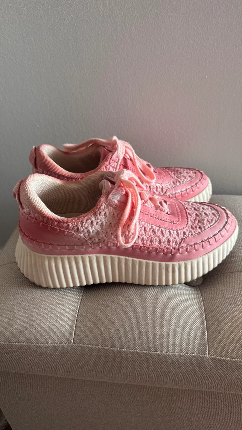 Pink Athletic Shoes - US 7 - photo 4