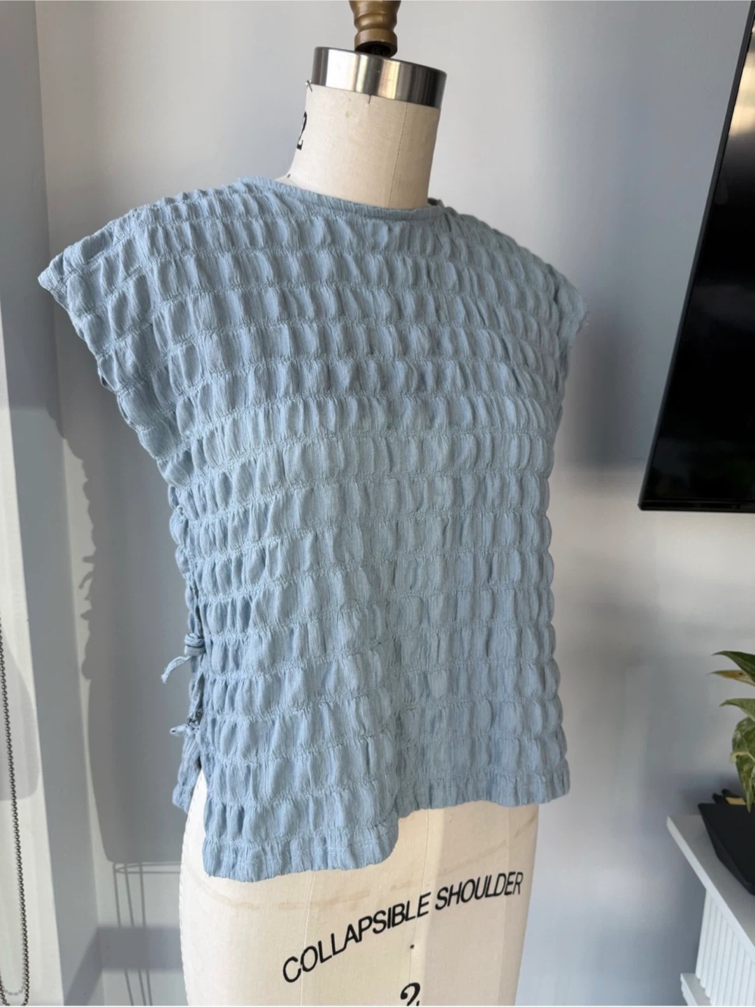 ZARA Light Blue Textured Top size xs