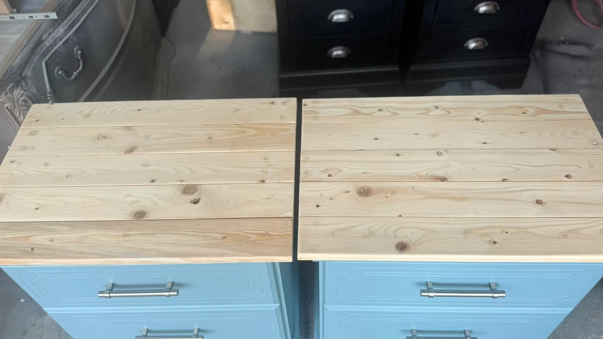 Two nightstands - photo 2