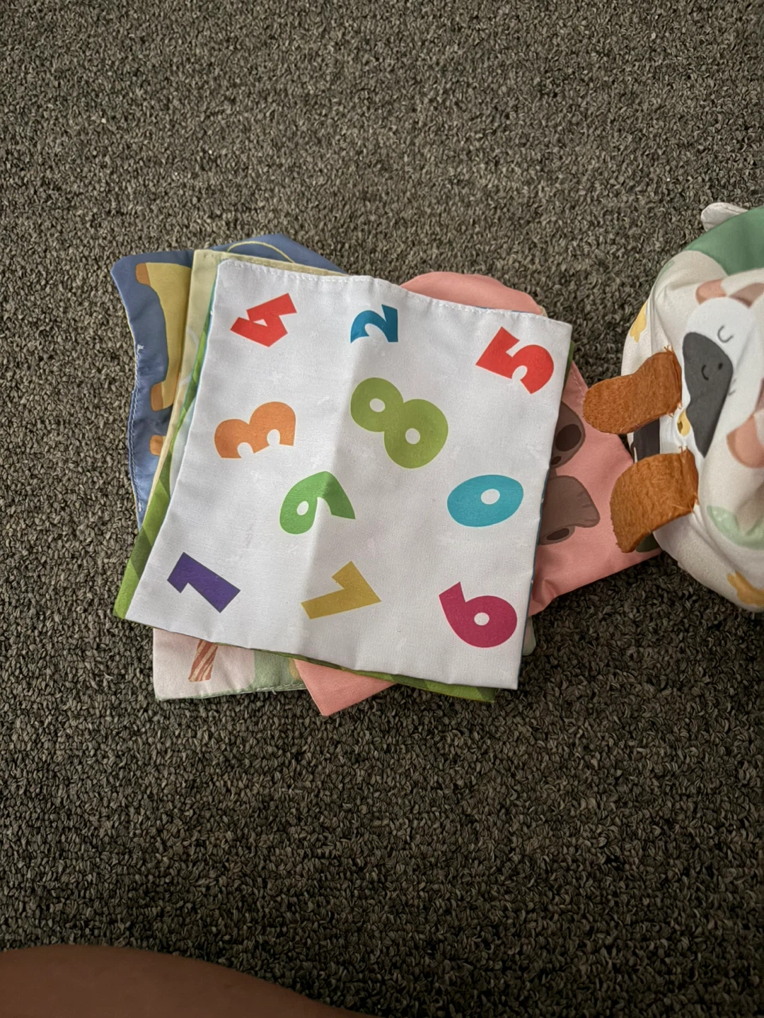 Soft Activity Cube Toy with Animals and Numbers - photo 2
