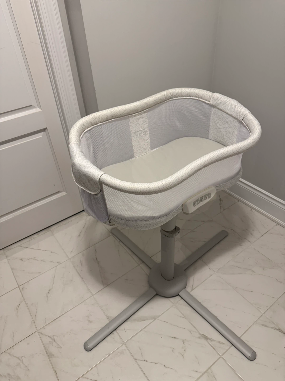 Halo Bassinest Swivel Sleeper