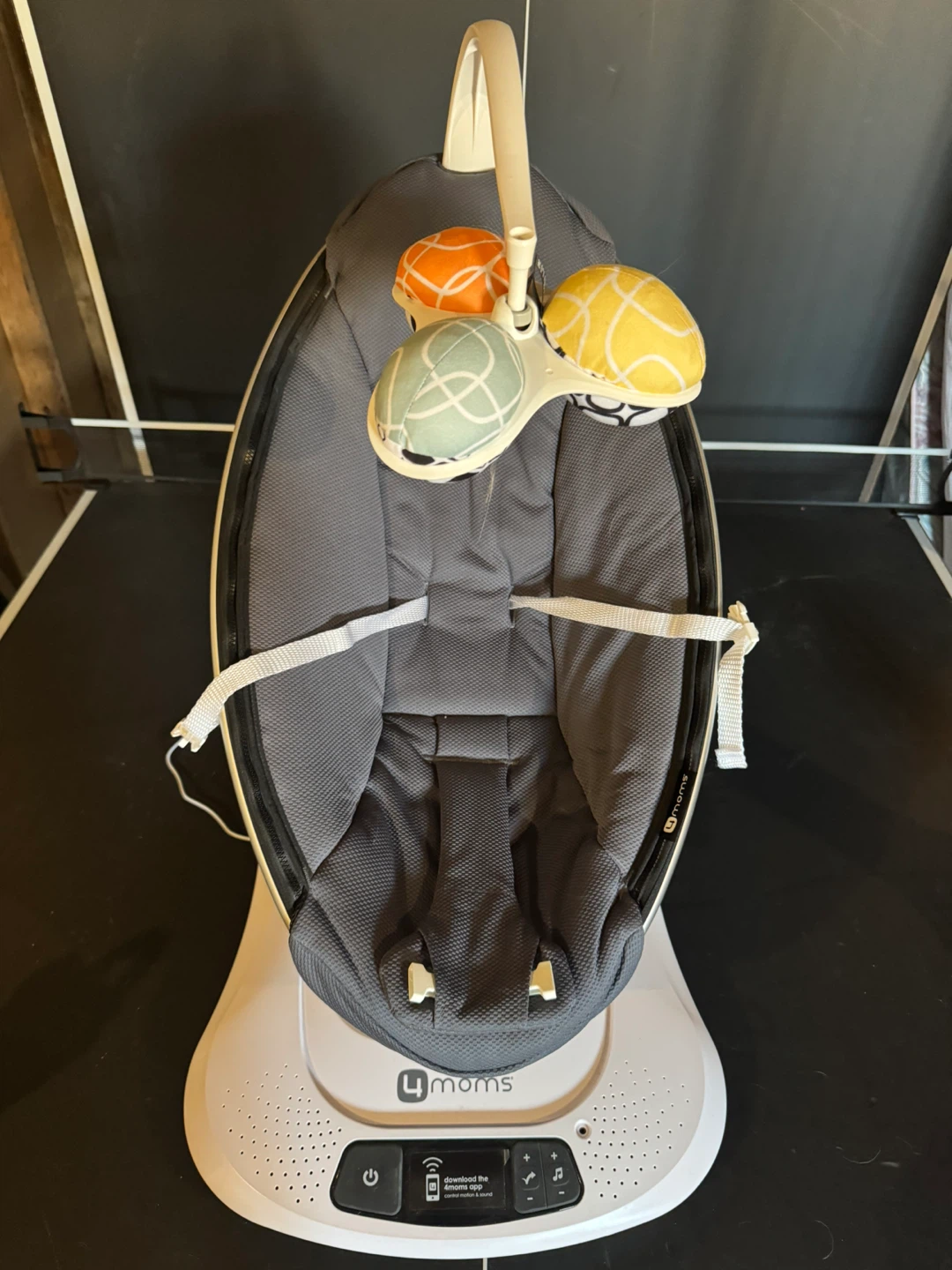 4moms MamaRoo Baby Swing