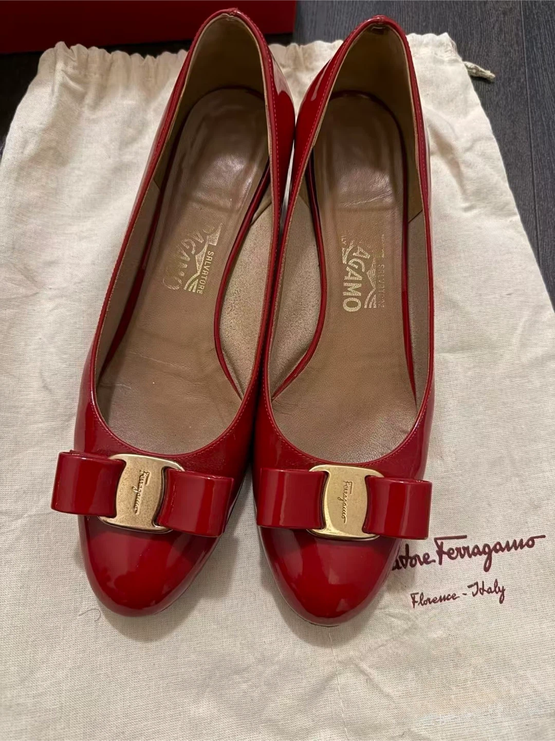 Salvatore Ferragamo Red Patent Leather Pumps size 7