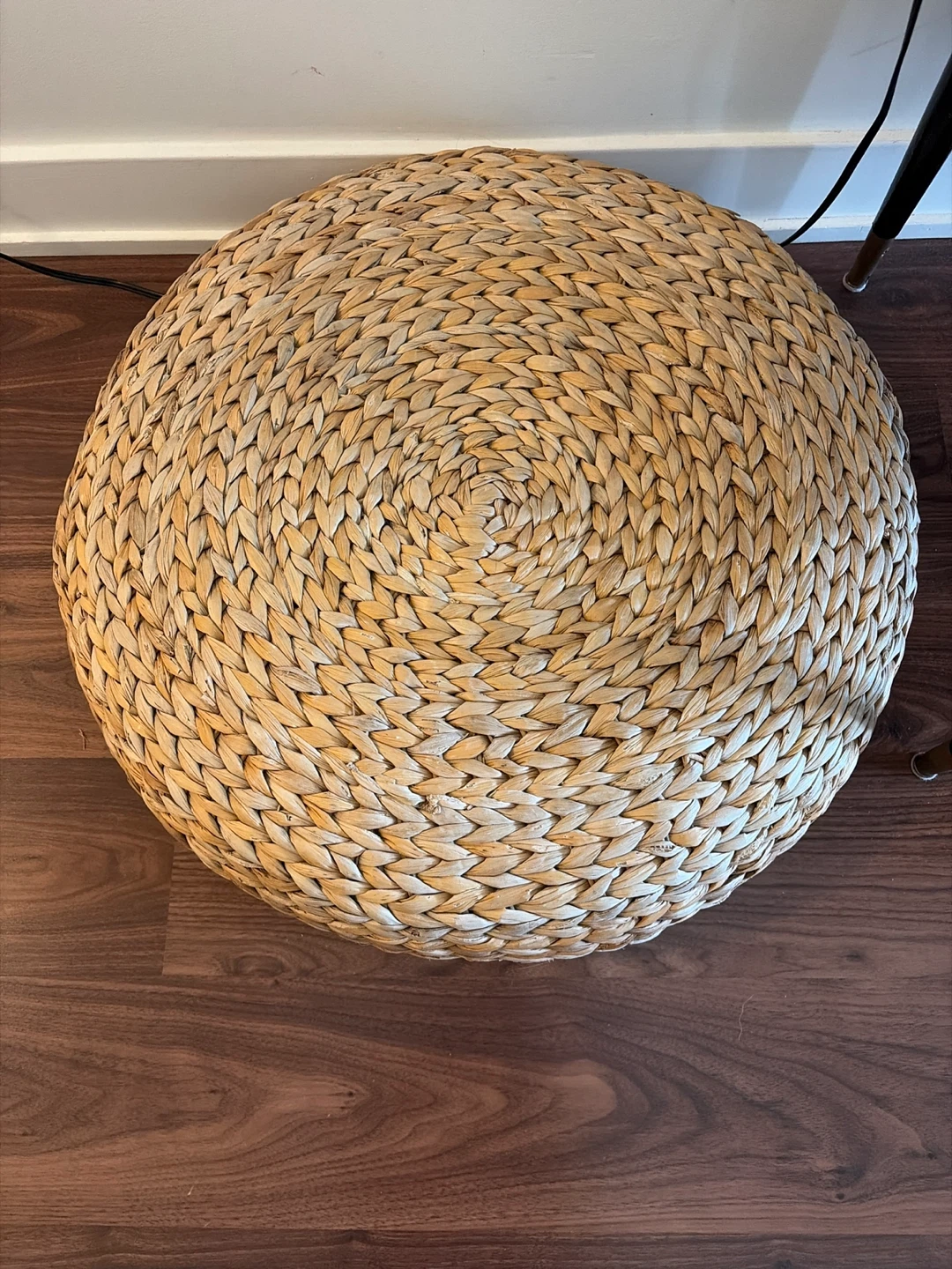 Round Woven Floor Cushion / Ottoman