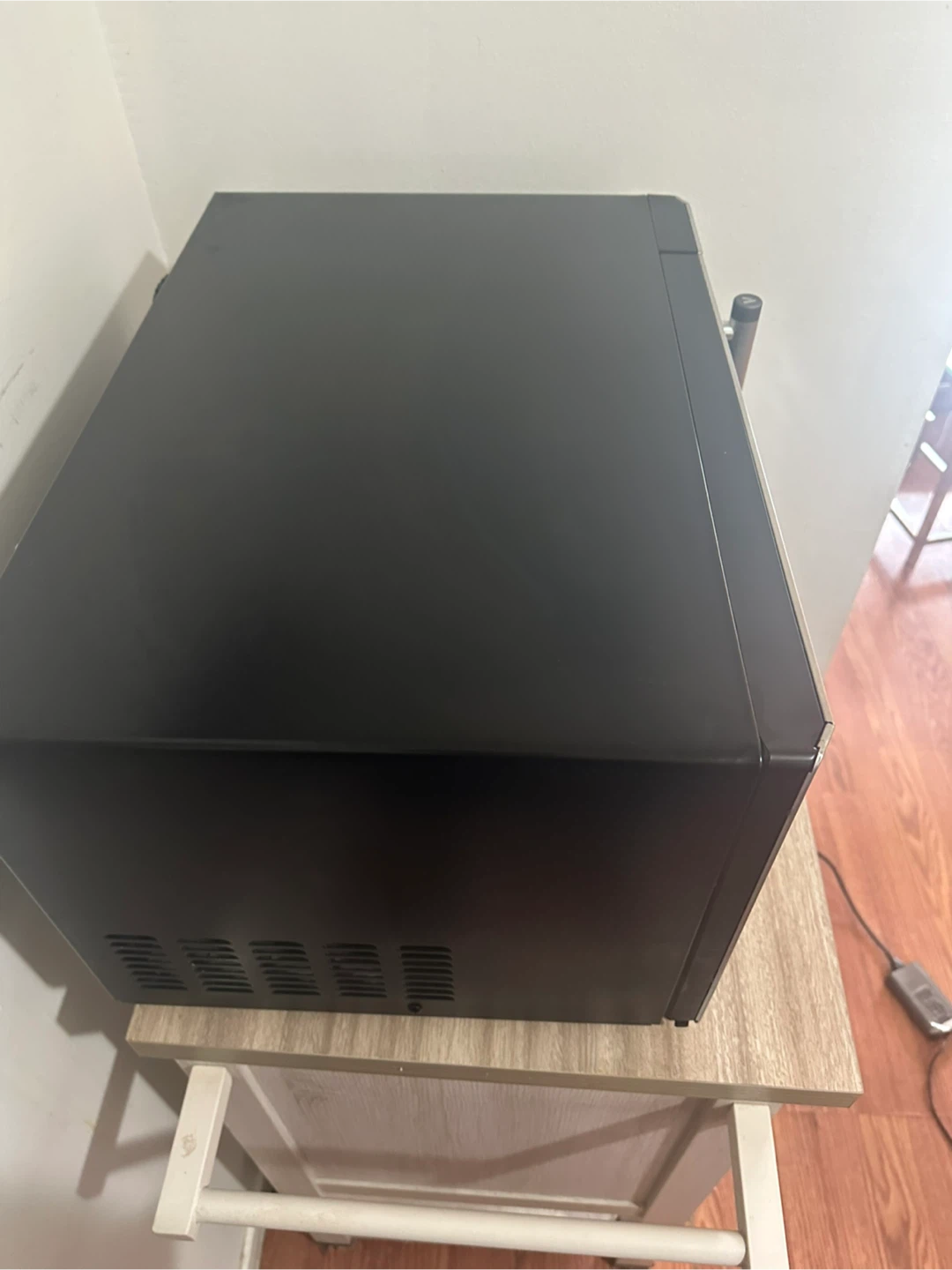 Black stainless steel microwave - photo 3