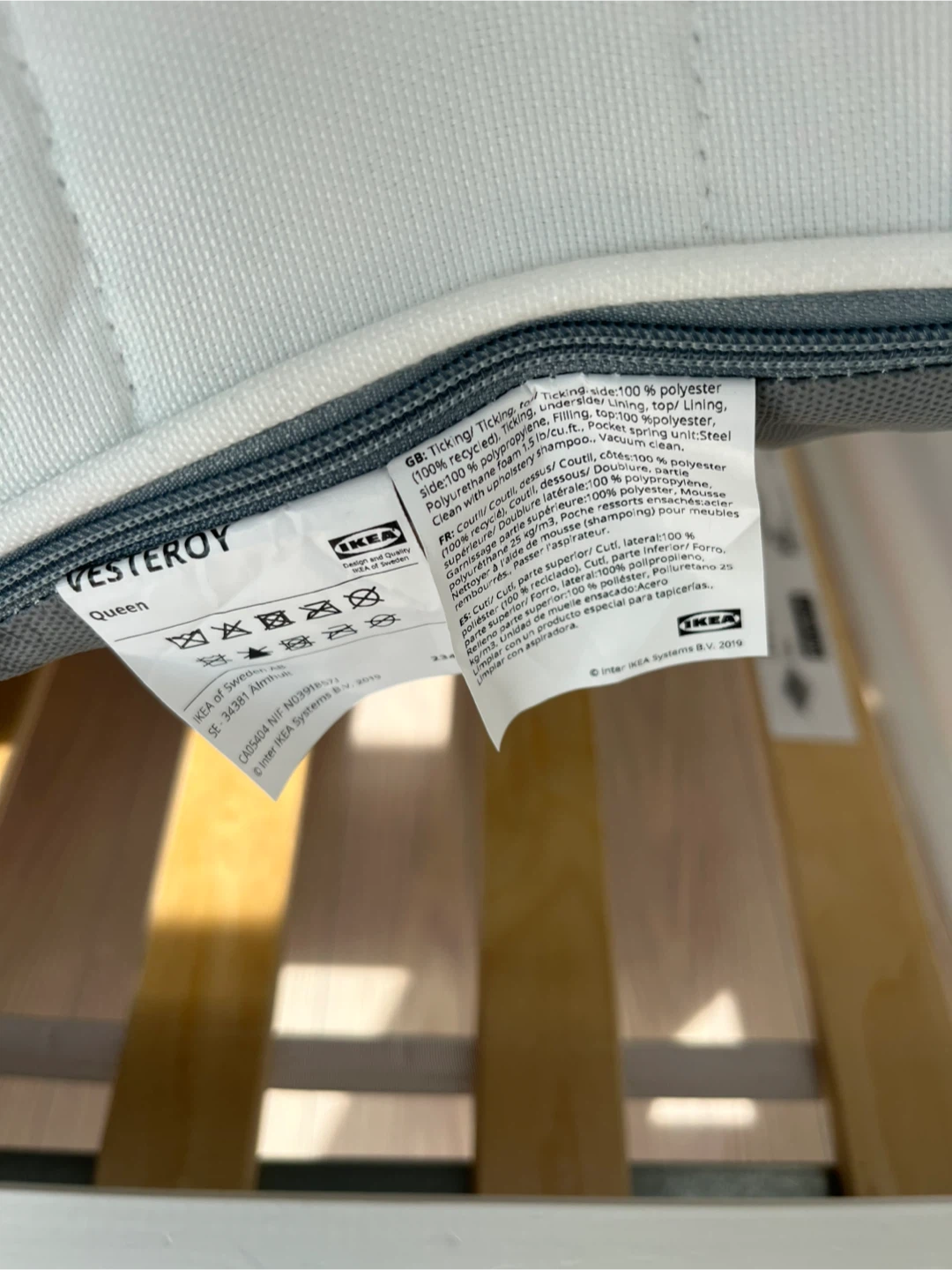 IKEA White Queen Bed Frame - photo 3
