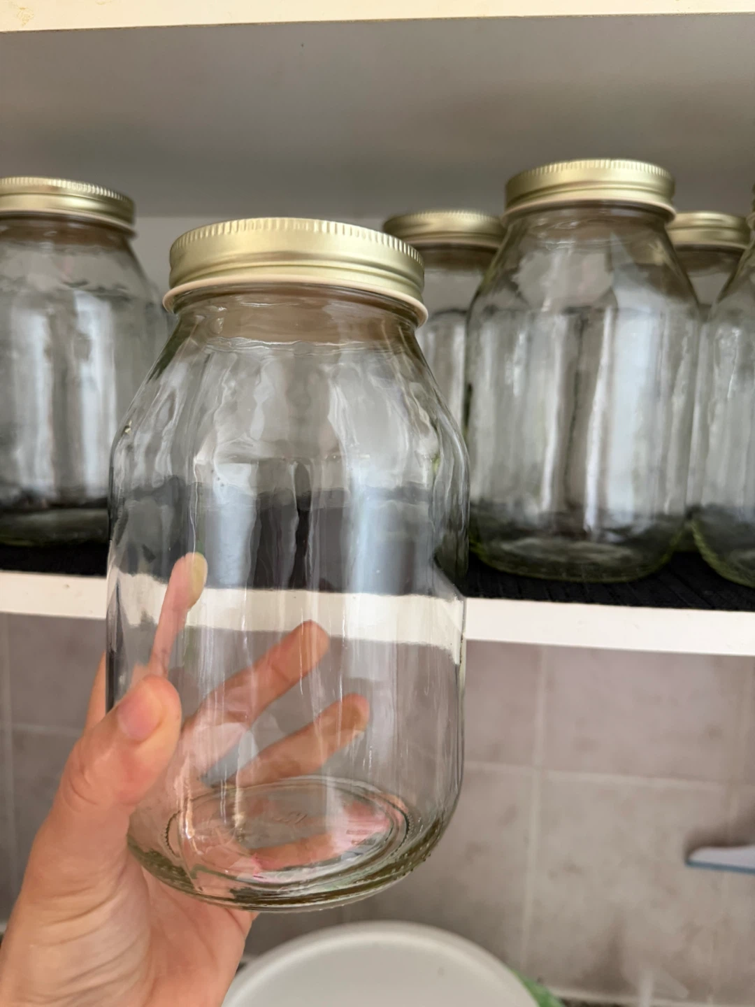 8 Glass Jars with Lids - photo 2