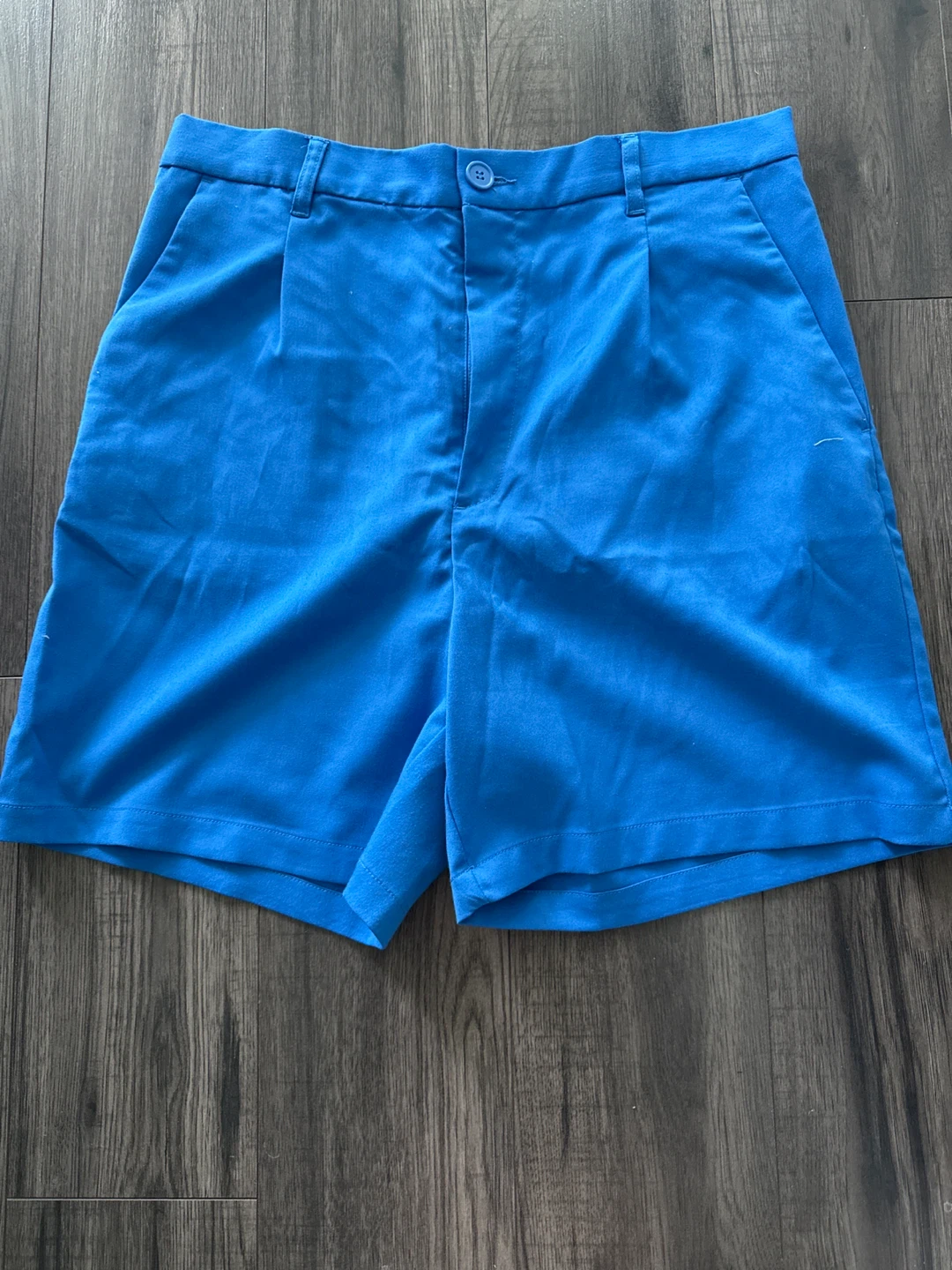 Woman Divided H&M Blue Shorts - Size 14