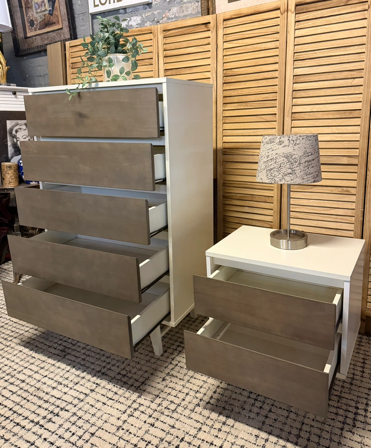 Mid Century Modern Dresser and Nightstand Set - photo 4