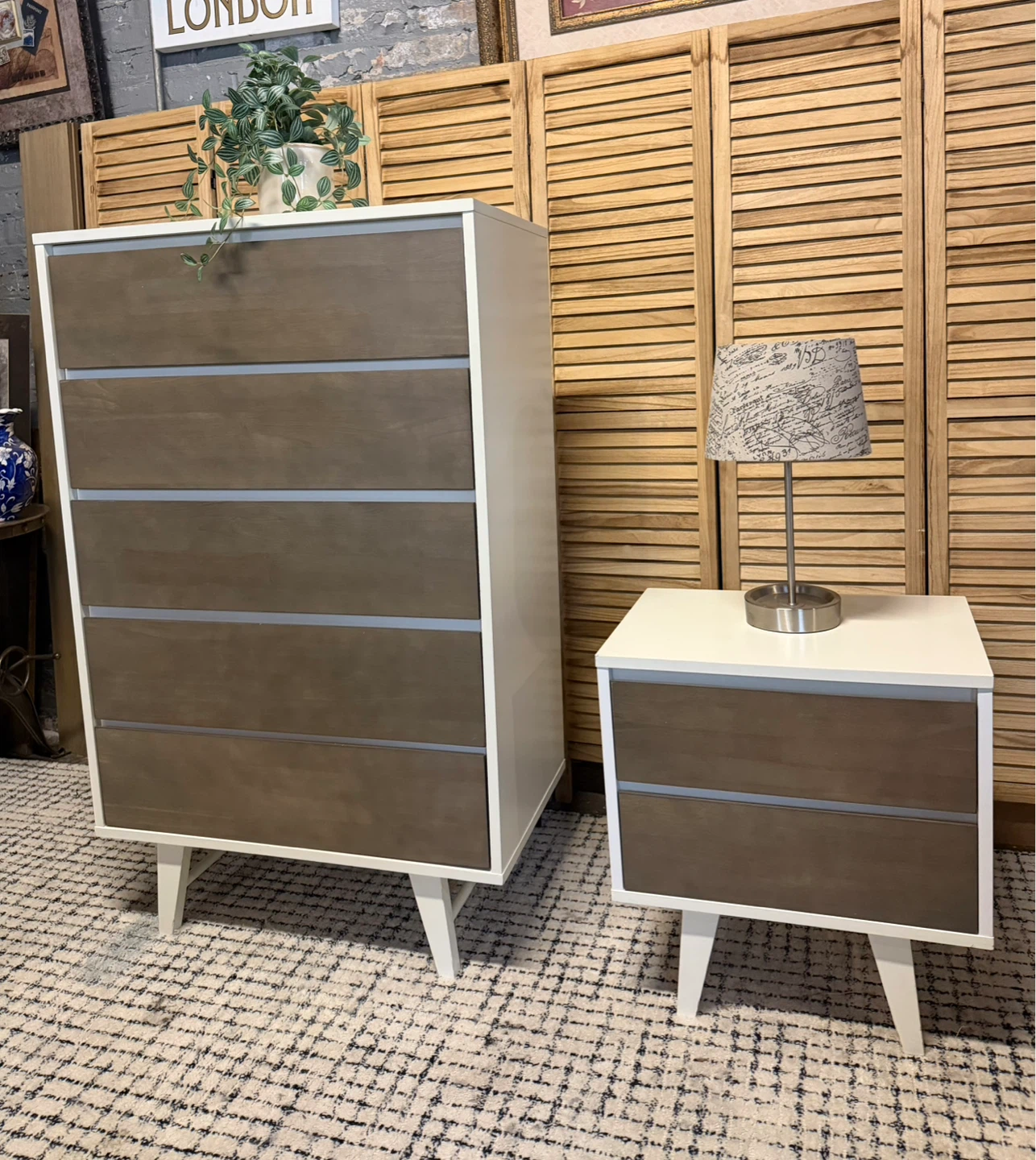 Mid Century Modern Dresser and Nightstand Set - photo 3