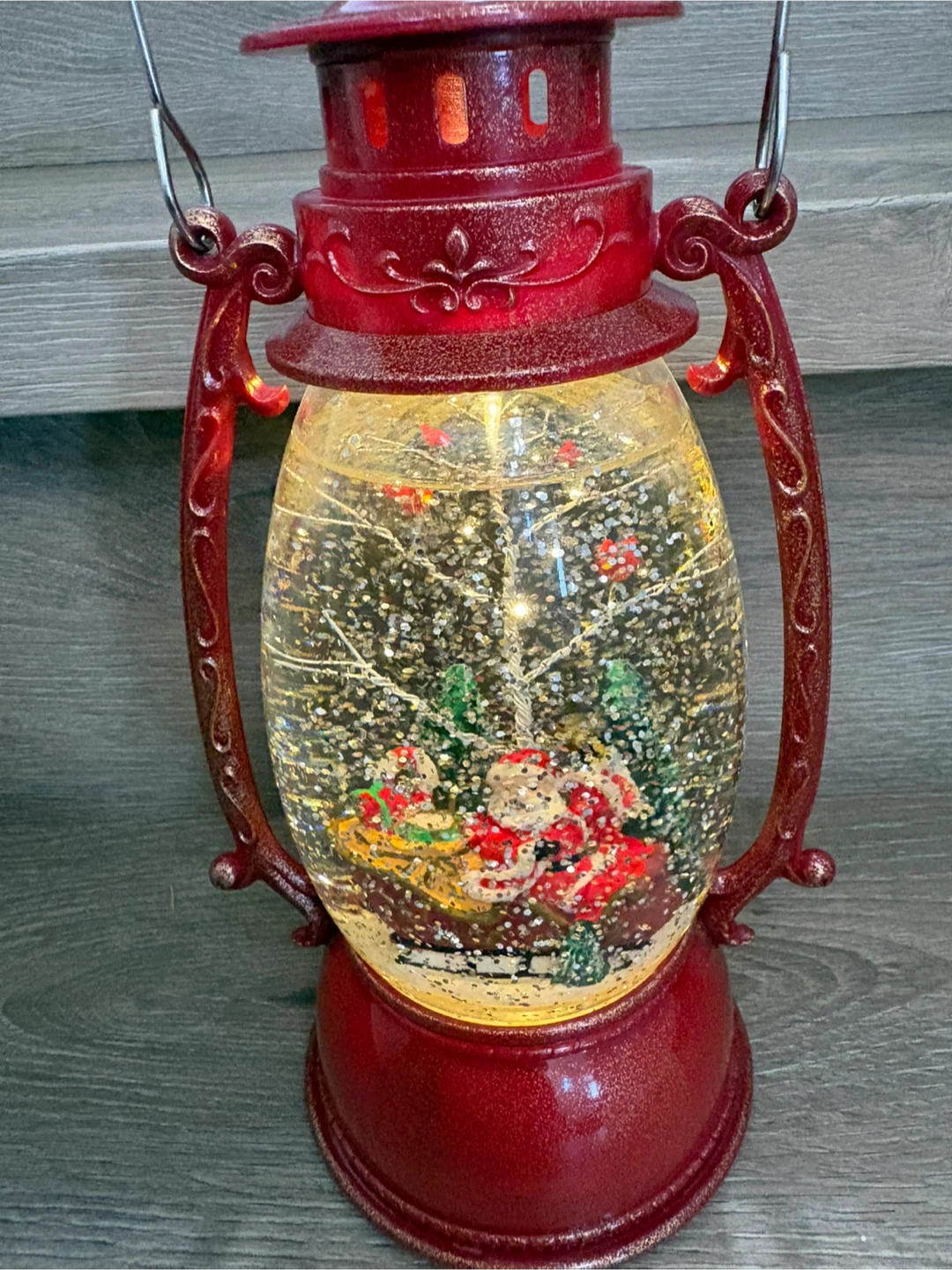 Snow globe Christmas Lantern with Santa Scene - photo 4