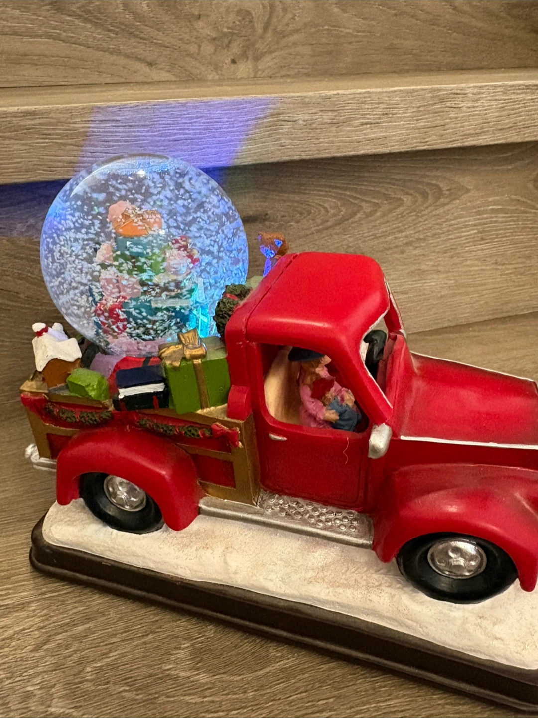 Red Vintage Truck Snow Globe - photo 3